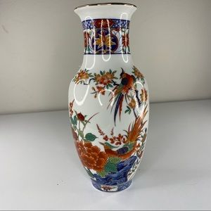 Vintage Shogun Dynasty Colorful Floral Design Ornate Vase